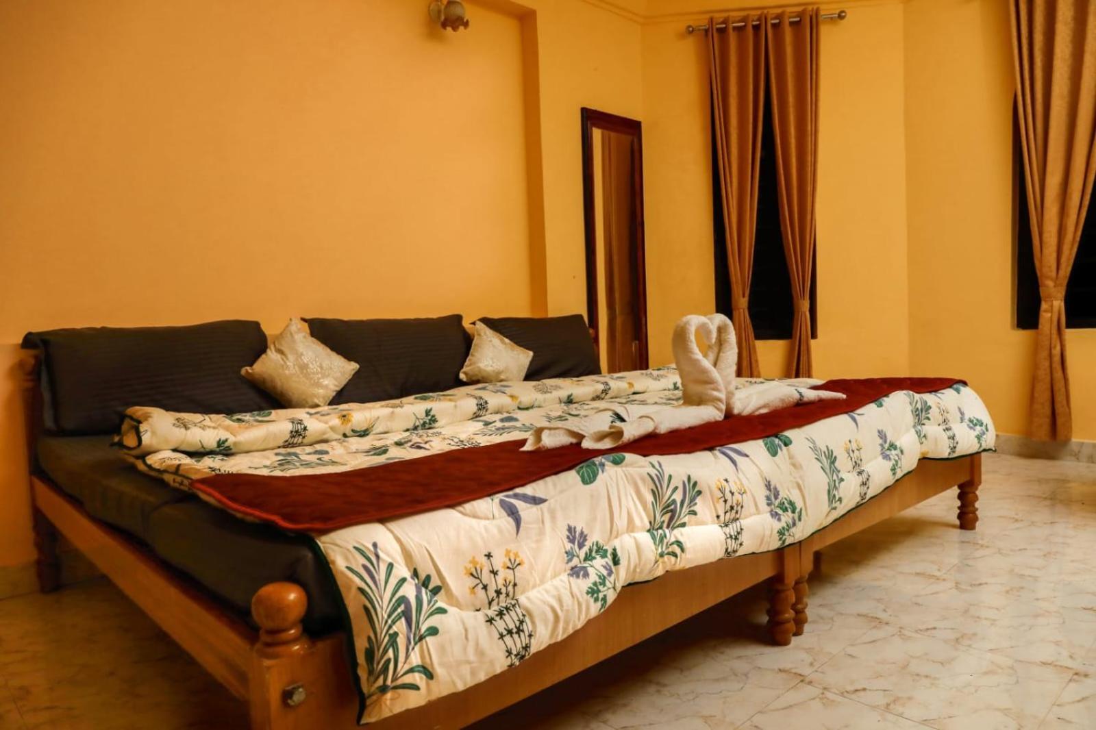 Bob Leisure Hotel Ооти Екстериор снимка