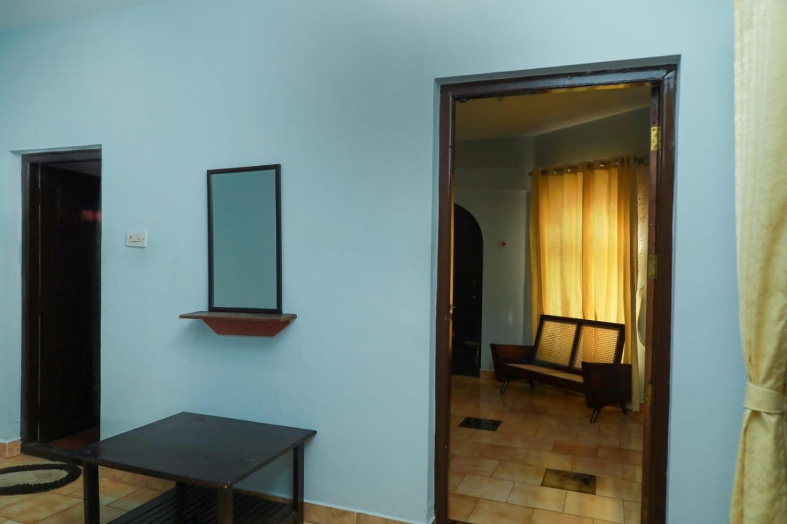Bob Leisure Hotel Ооти Екстериор снимка